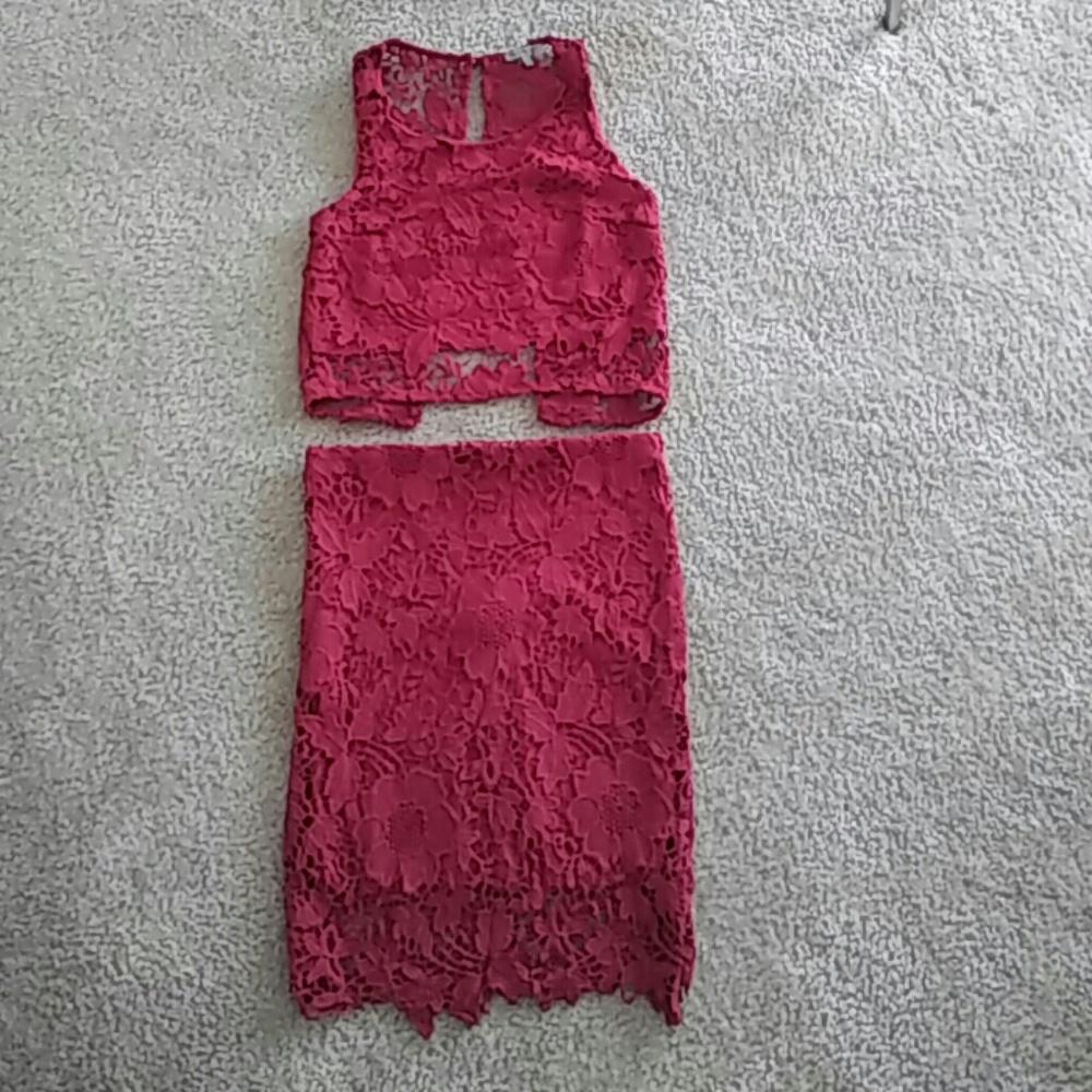 Top and skirts.